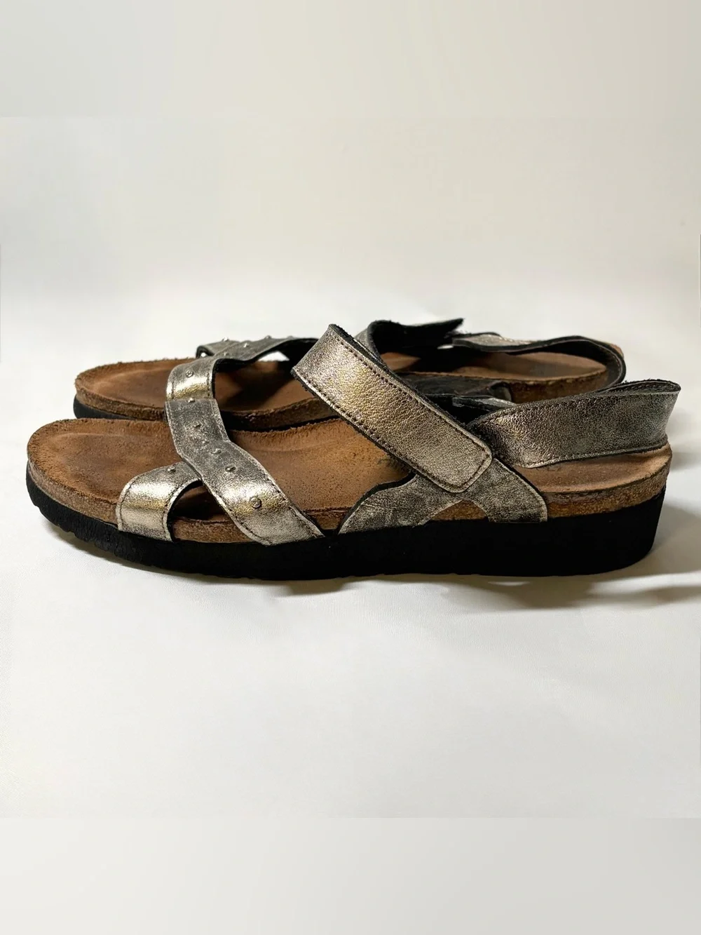 Naot Alyssa Metallic Leather Studded Adjustable Strap Comfort Sandals Size EU 38
